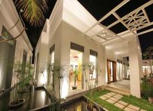 Exterior of Crystal Angkor Restaurant